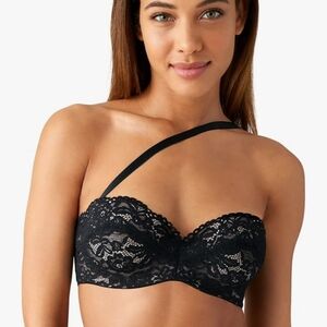 Chic Black Lace One-Shoulder Bra